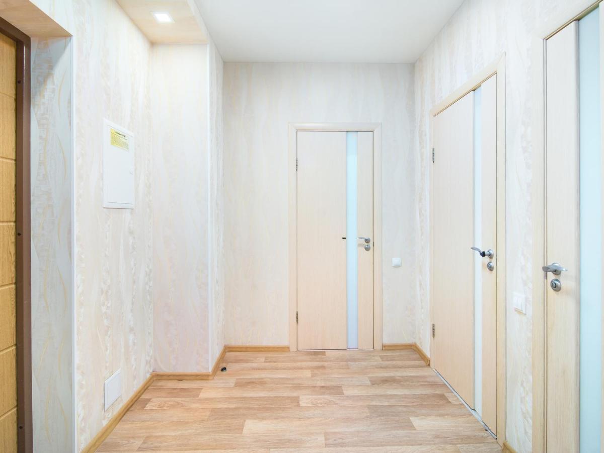 Apartment Kvartirkoff Na Bogatirskaya 6a, 17 Floor Kyiv